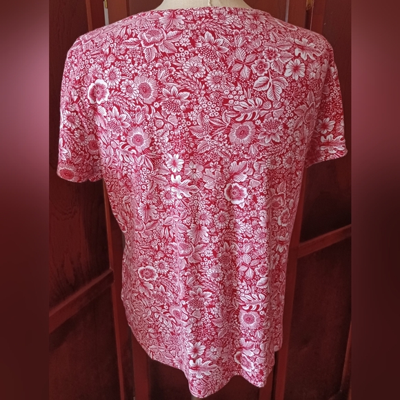 Croft & Barrow XLP Red Floral Tee - Picture 2 of 7